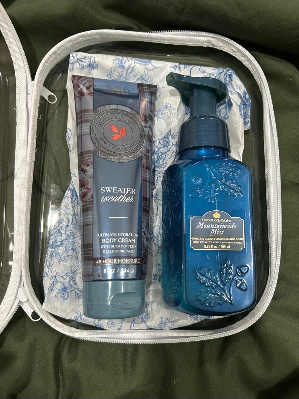 Bath & Body Works Sweater Weather Blue Gift Set